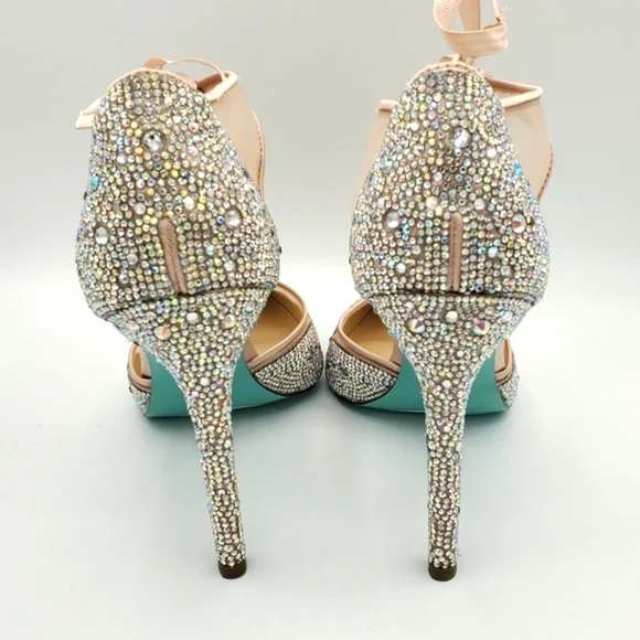 Betsey Johnson Iris pumps NWOB - Picture 7 of 12